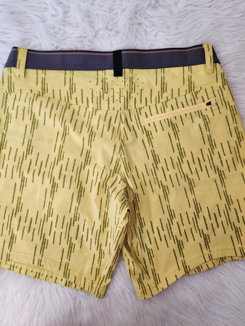 Club Ride Joyride Yellow Cycling Shorts M - Picture 8 of 8